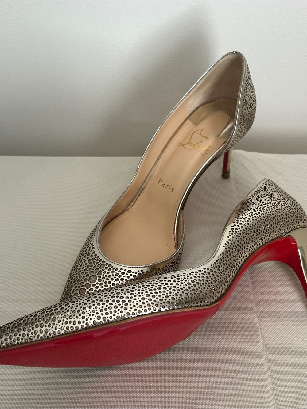 Christian Louboutin Leather Lasercut Accents D'Orsay Pumps - Picture 8 of 8